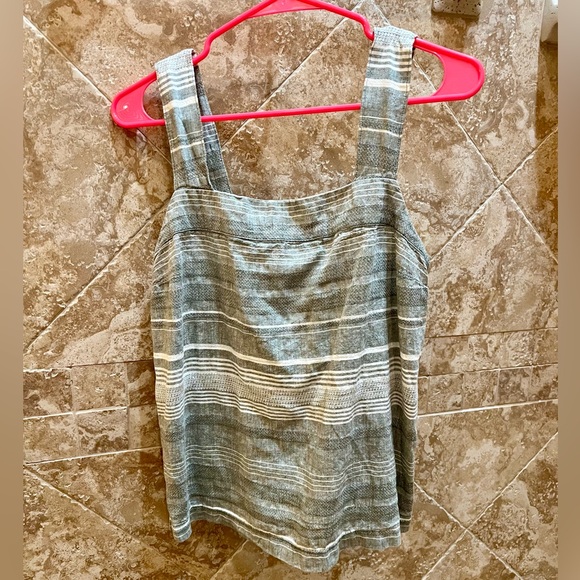 Carve designs small top - Picture 1 of 3